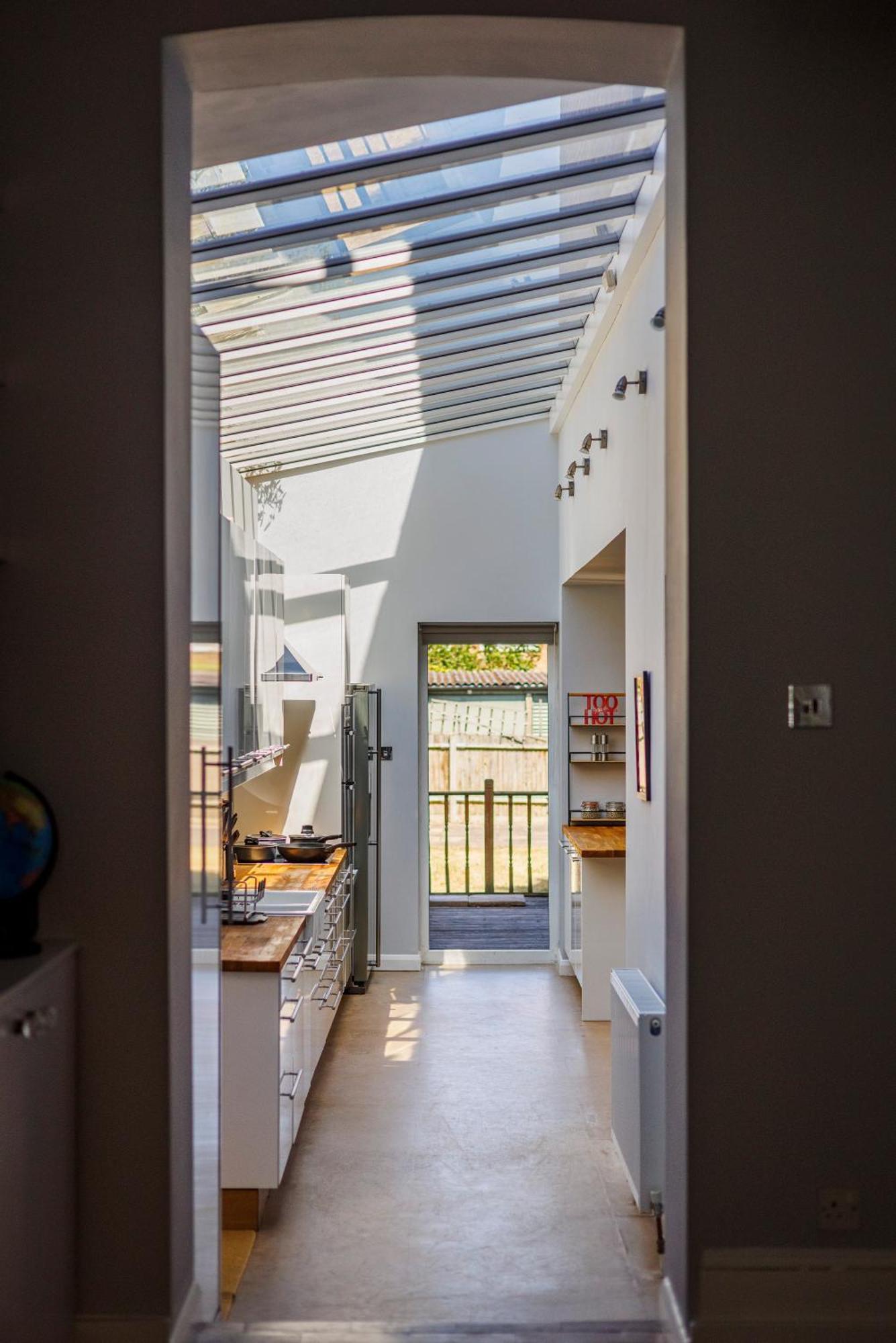 Ferienhaus 6 Bedroom House By Av Acton Sleeps 11 Free Parking